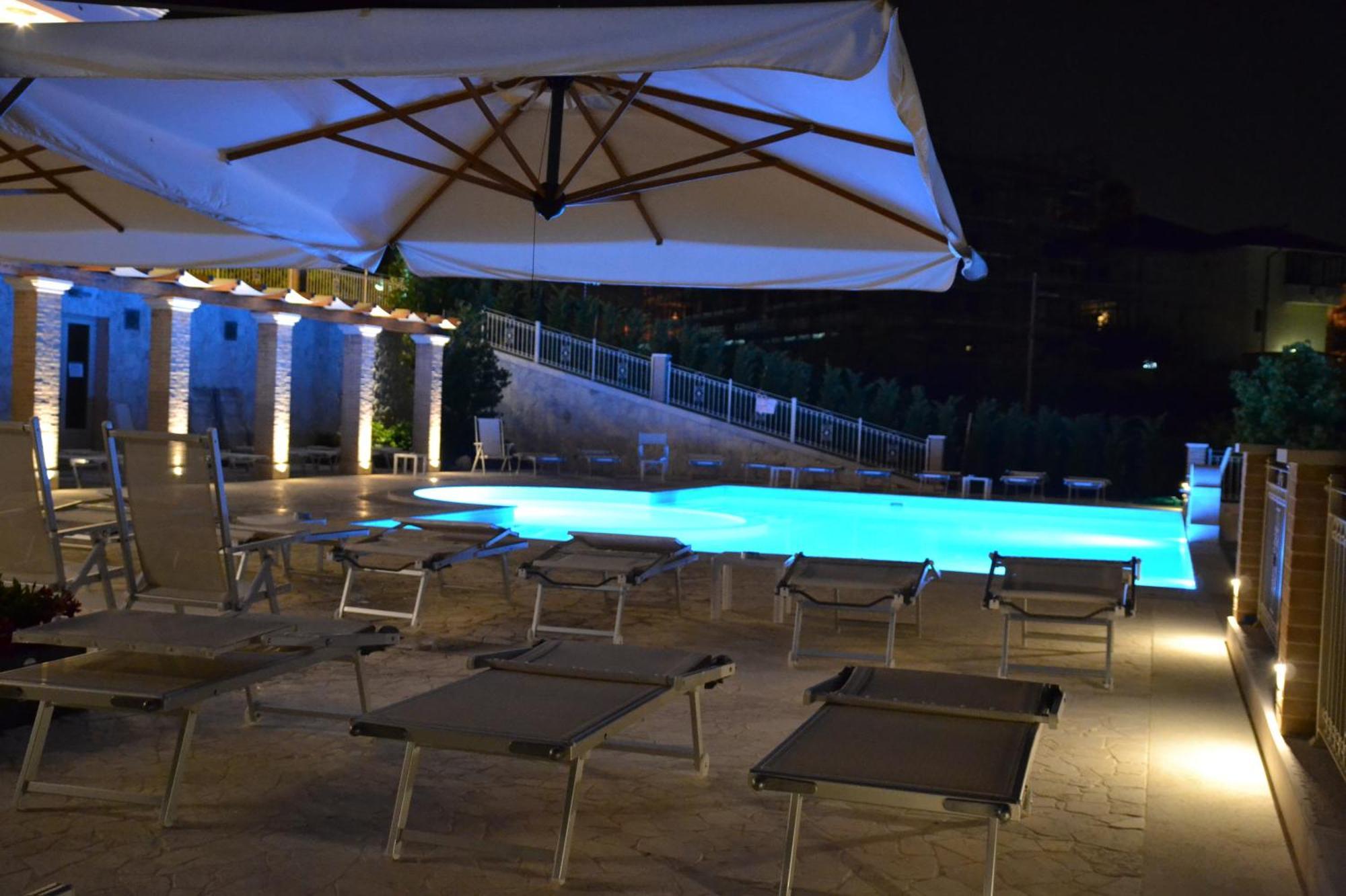 Incantea Resort Tortoreto Zewnętrze zdjęcie
