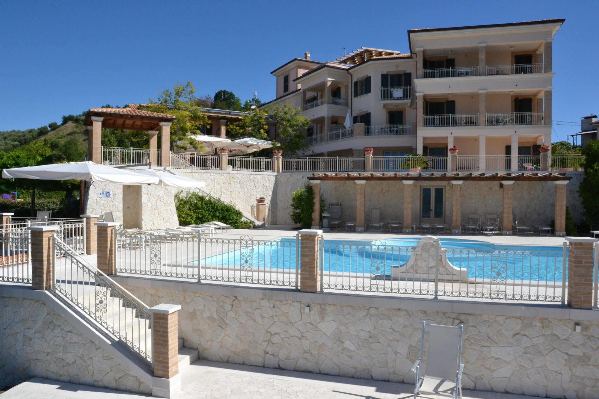 Incantea Resort Tortoreto Zewnętrze zdjęcie